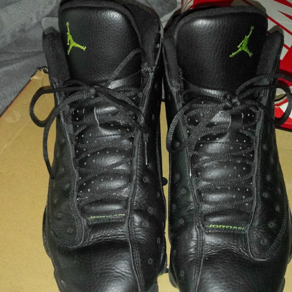 Jordans - Picture 2 of 5